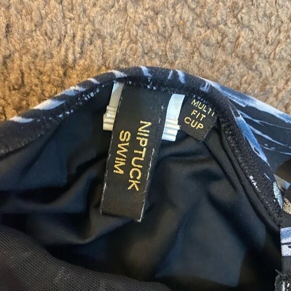 Niptuck swimsuit one piece - Picture 4 of 6